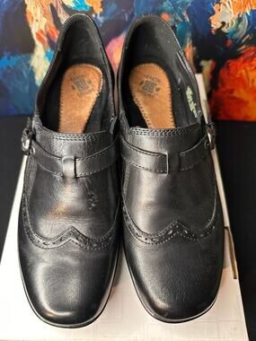 No.05 Earth Origins Carma Leather Wingtip Slip-on Loafers
